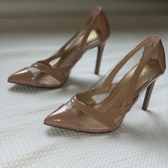 THALIA SODI Panel Pointed Toe Stiletto Slip On Pumps Color: Beige Size: 9M - Picture 2 of 9